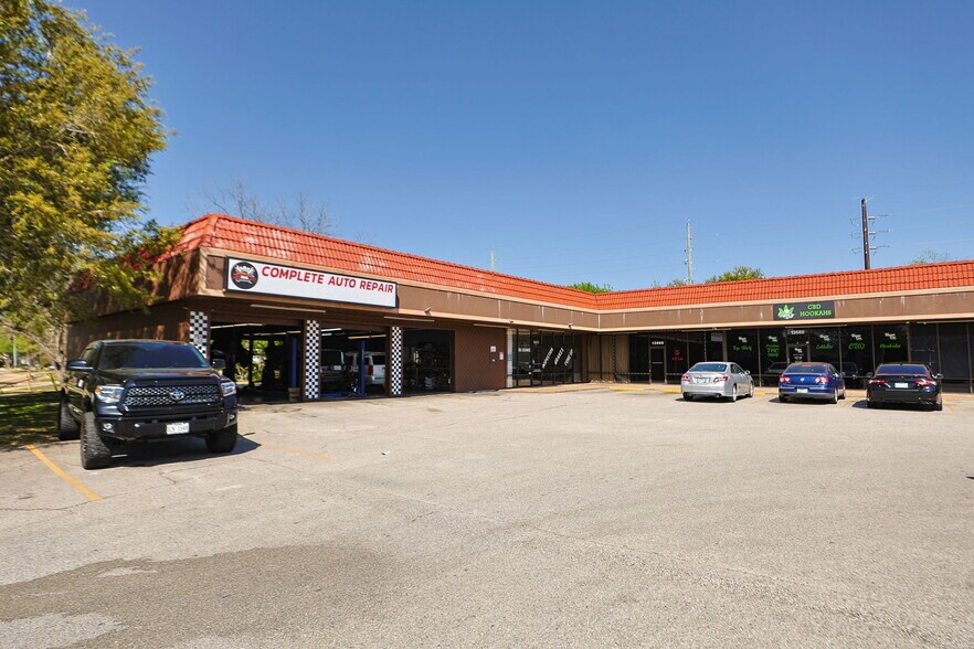 13660-13670 Westheimer Rd, Houston, TX à vendre - Photo de l’immeuble – Image 3 sur 13