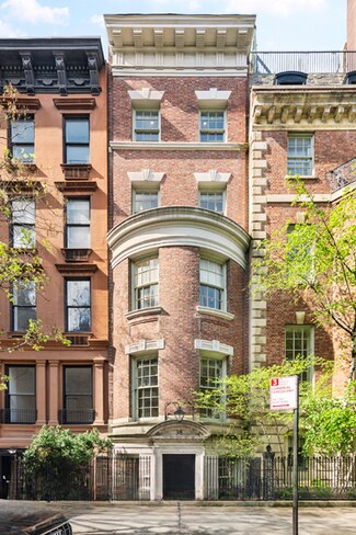Plus de détails pour 38 E 63rd St, New York, NY - Bureau à vendre