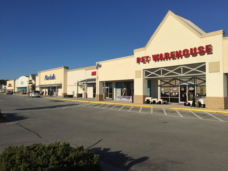 1250 Western Blvd, Jacksonville, NC à louer - Photo de l’immeuble – Image 2 sur 3