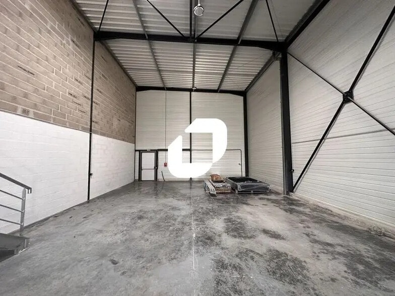 Local d’activités dans Pompignac à louer - Photo intérieure – Image 3 sur 4