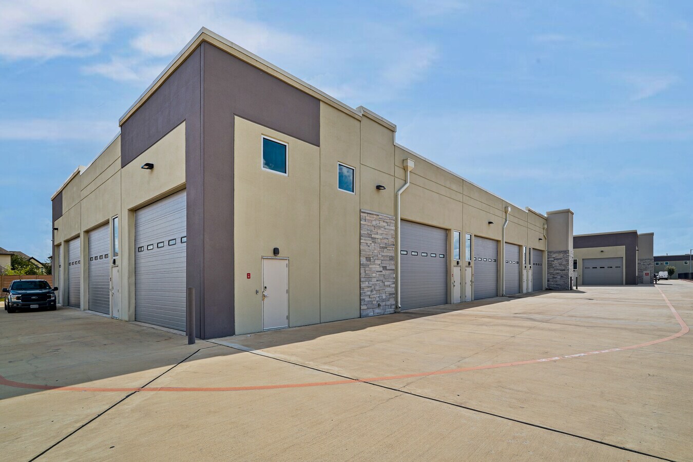 1435 FM 1463 Rd, Katy, TX 77494 - Lot F14 -  - Photo intérieure - Image 1 of 19