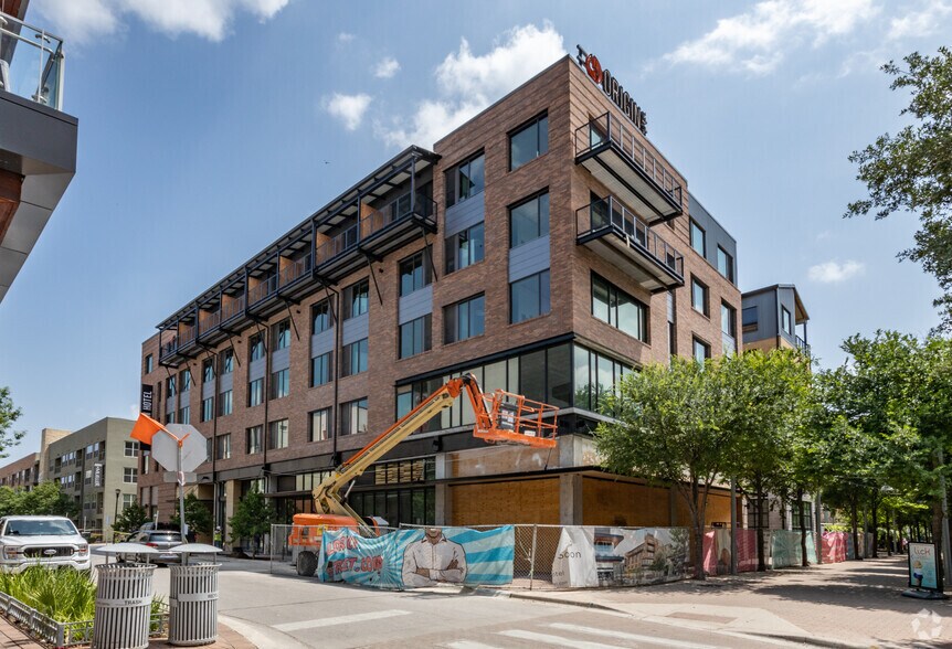 1825 McBee St, Austin, TX à louer - Photo de l’immeuble – Image 1 sur 3