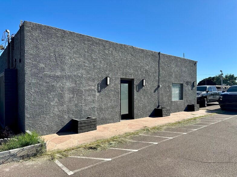 4023-4033 N 19th Ave, Phoenix, AZ à vendre - Photo de l’immeuble – Image 2 sur 8