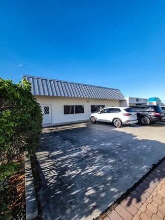 Plus de détails pour 1328 Lafayette St, Cape Coral, FL - Local commercial à vendre