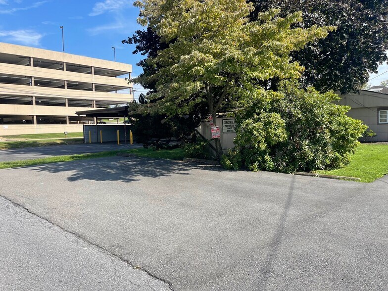 2205 Lehigh St, Easton, PA à louer - Photo de l’immeuble – Image 3 sur 22