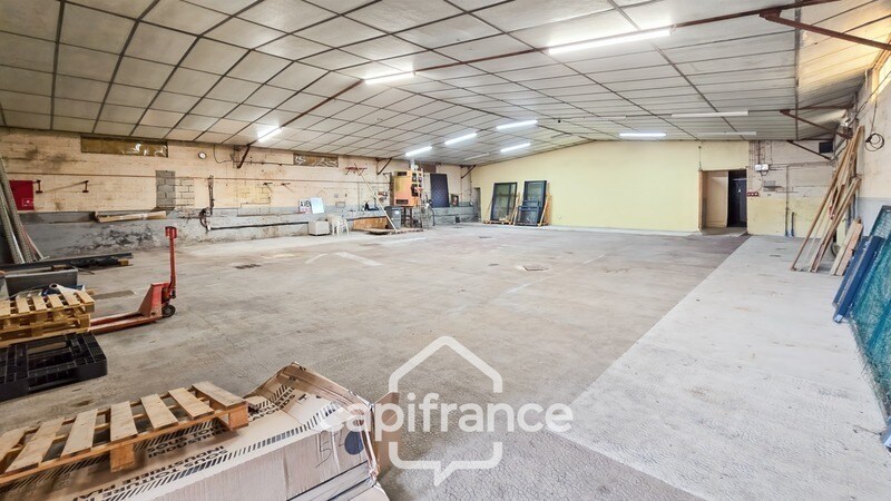 Industriel/Logistique dans Saint-Léger-sur-Dheune à louer Photo intérieure– Image 1 sur 5