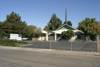 Plus de détails pour 711 W Carlton Way, Tracy, CA - Local commercial à louer