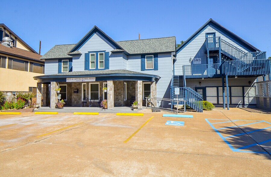 5608 5th St, Katy, TX à louer - Photo de l’immeuble – Image 3 sur 7