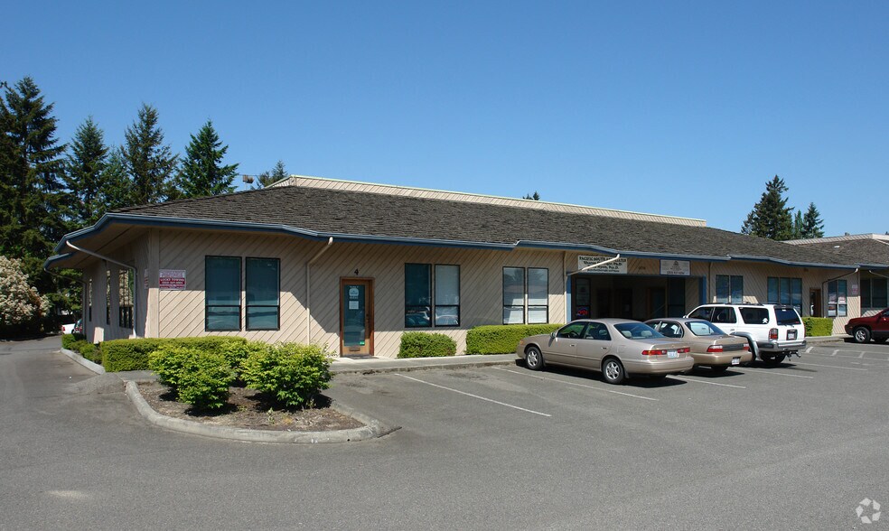 16218 Pacific Ave S, Spanaway, WA à vendre - Photo principale – Image 1 sur 2