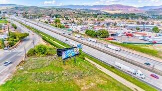 Plus de détails pour 31490 The Old Rd, Castaic, CA - Local commercial à vendre