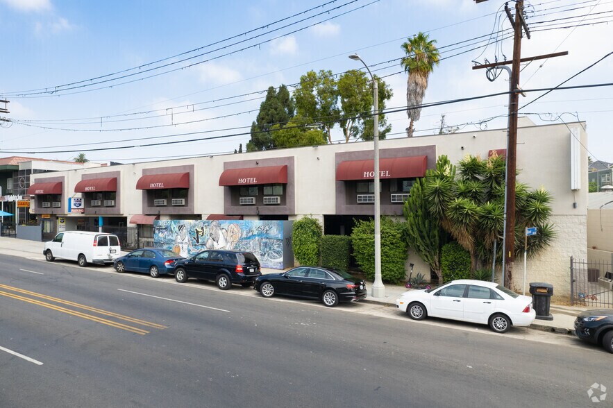 1255 W Temple St, Los Angeles, CA à louer - Photo de l’immeuble – Image 3 sur 5