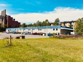 Plus de détails pour 2203 Morgantown Industrial Rd. park, Morgantown, WV - Local d'activités à louer