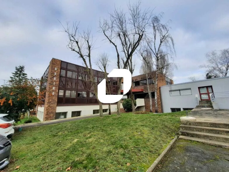 Bureau dans Villebon-sur-Yvette à louer - Photo de l’immeuble – Image 1 sur 12