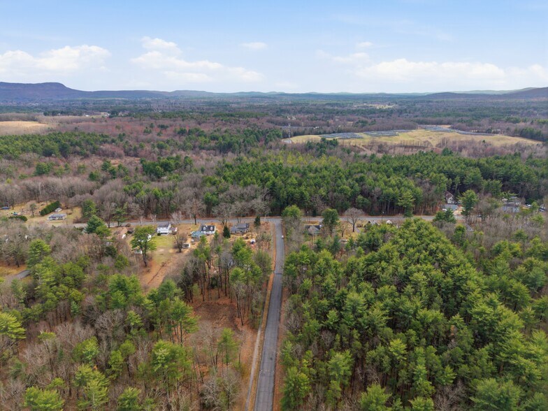 Westhampton rd, Northampton, MA à vendre - Photo de l’immeuble – Image 3 sur 4