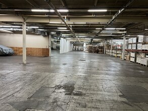 150 Knotter Dr, Cheshire, CT à louer Photo intérieure– Image 2 sur 5