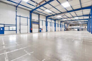 Plus de détails pour Bureau, Local d'activités à louer