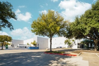 2315 Rutland Dr, Austin, TX à louer Photo intérieure– Image 1 sur 4