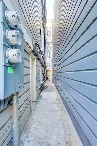 751 Capp st, San Francisco, CA à vendre - Photo de l’immeuble – Image 3 sur 106
