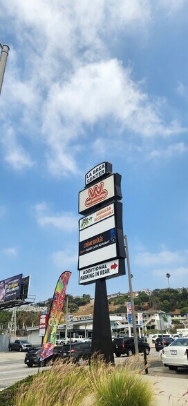 4714-4722 W Slauson Ave, Los Angeles, CA à louer - Photo de l’immeuble – Image 2 sur 2
