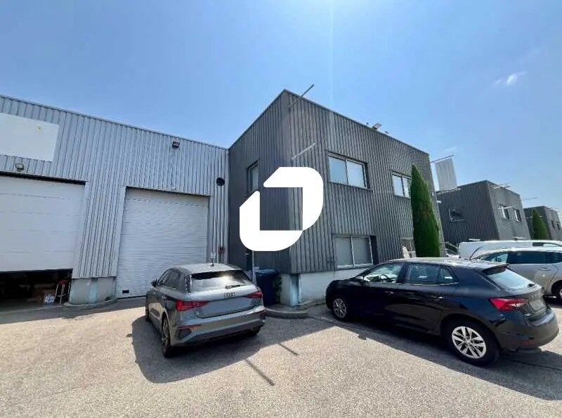 Bureau dans Mions à louer Photo de l’immeuble– Image 1 sur 12