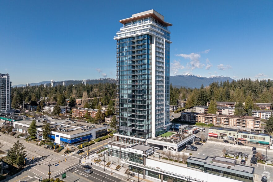 1030 Ridgeway Av, Coquitlam, BC à louer - Photo de l’immeuble – Image 2 sur 3