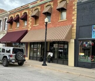 Plus de détails pour 110 E Main St, Chanute, KS - Local commercial à vendre