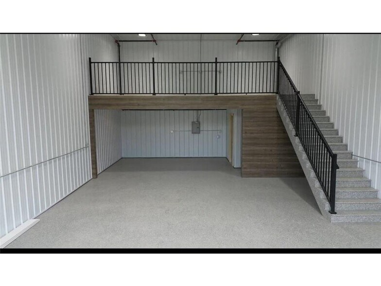 3935 White Bear Pky, White Bear Lake, MN à louer - Photo principale – Image 1 sur 5