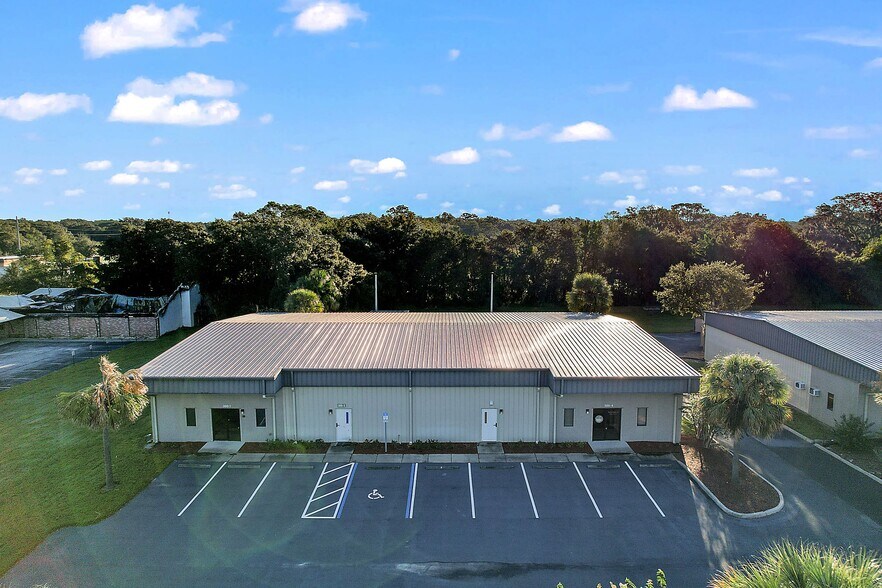 300 Richey Rd, Leesburg, FL à vendre - Photo de l’immeuble – Image 1 sur 19