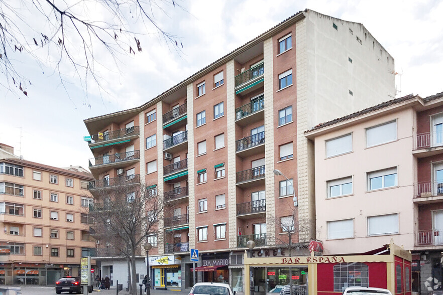 Plaza la Universidad, 6, Segovia, Segovia à louer - Photo de l’immeuble – Image 1 sur 2