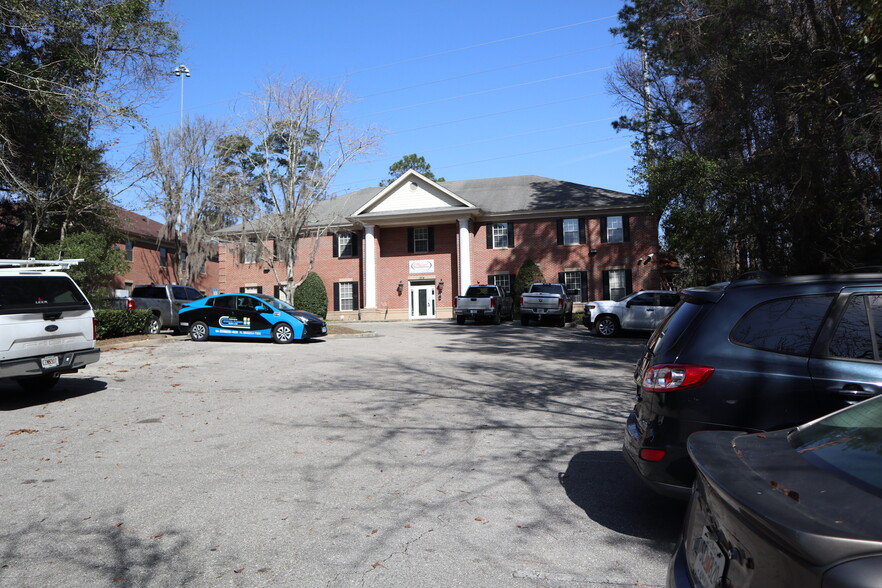 1974 Commonwealth Ln, Tallahassee, FL à louer - Photo de l’immeuble – Image 3 sur 21