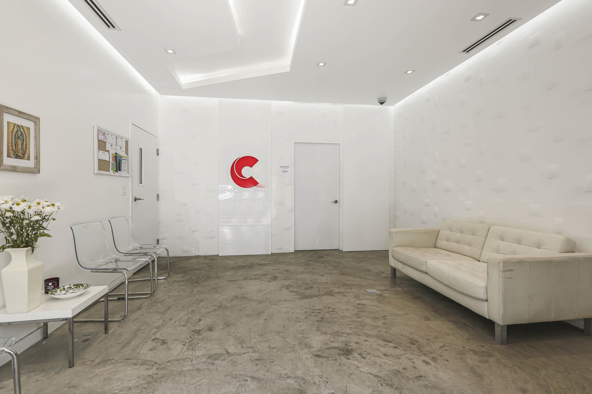 2350 NW 96th Ave, Doral, FL à louer Photo intérieure– Image 1 sur 33