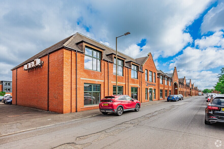 12 New Mart Rd, Edinburgh à louer - Photo de l’immeuble – Image 2 sur 2