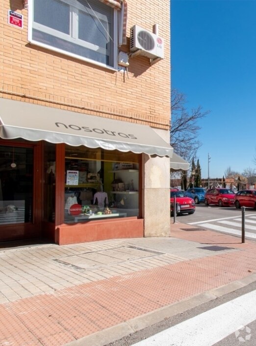 Local commercial dans Daganzo de Arriba, Madrid à louer Photo intérieure– Image 1 sur 10