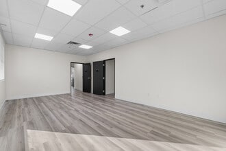 3027 E Sunset Rd, Las Vegas, NV à louer Photo intérieure– Image 2 sur 19