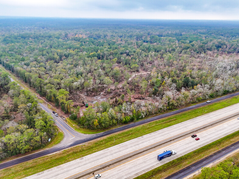 I H 10 E, Vidor, TX à louer - Photo de l’immeuble – Image 3 sur 5