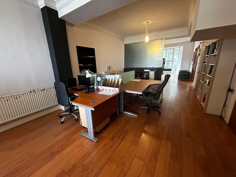 70 Walter Rd, Swansea à vendre - Photo intérieure – Image 3 sur 14