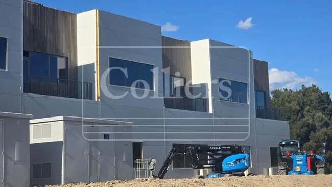 Plus de détails pour Local d’activités à vendre