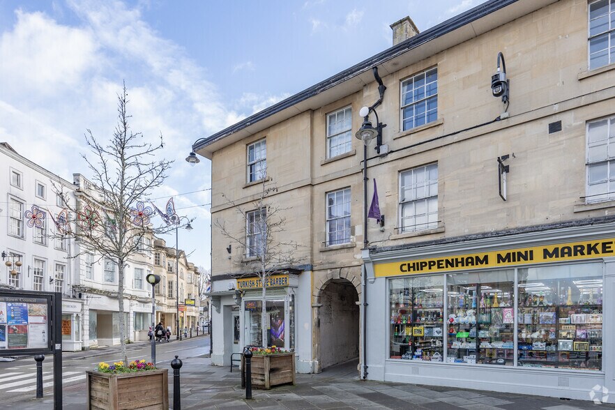 54 Market Pl, Chippenham à vendre - Photo de l’immeuble – Image 2 sur 2