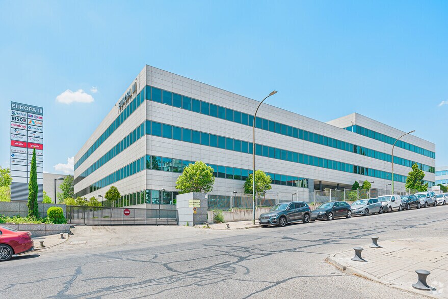 Calle San Rafael, 1, Alcobendas, Madrid à louer - Photo principale – Image 1 sur 13