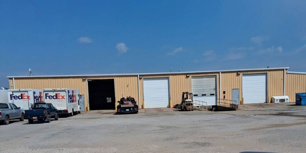 901 54th st, Enid, OK à vendre - Photo de l’immeuble – Image 3 sur 3