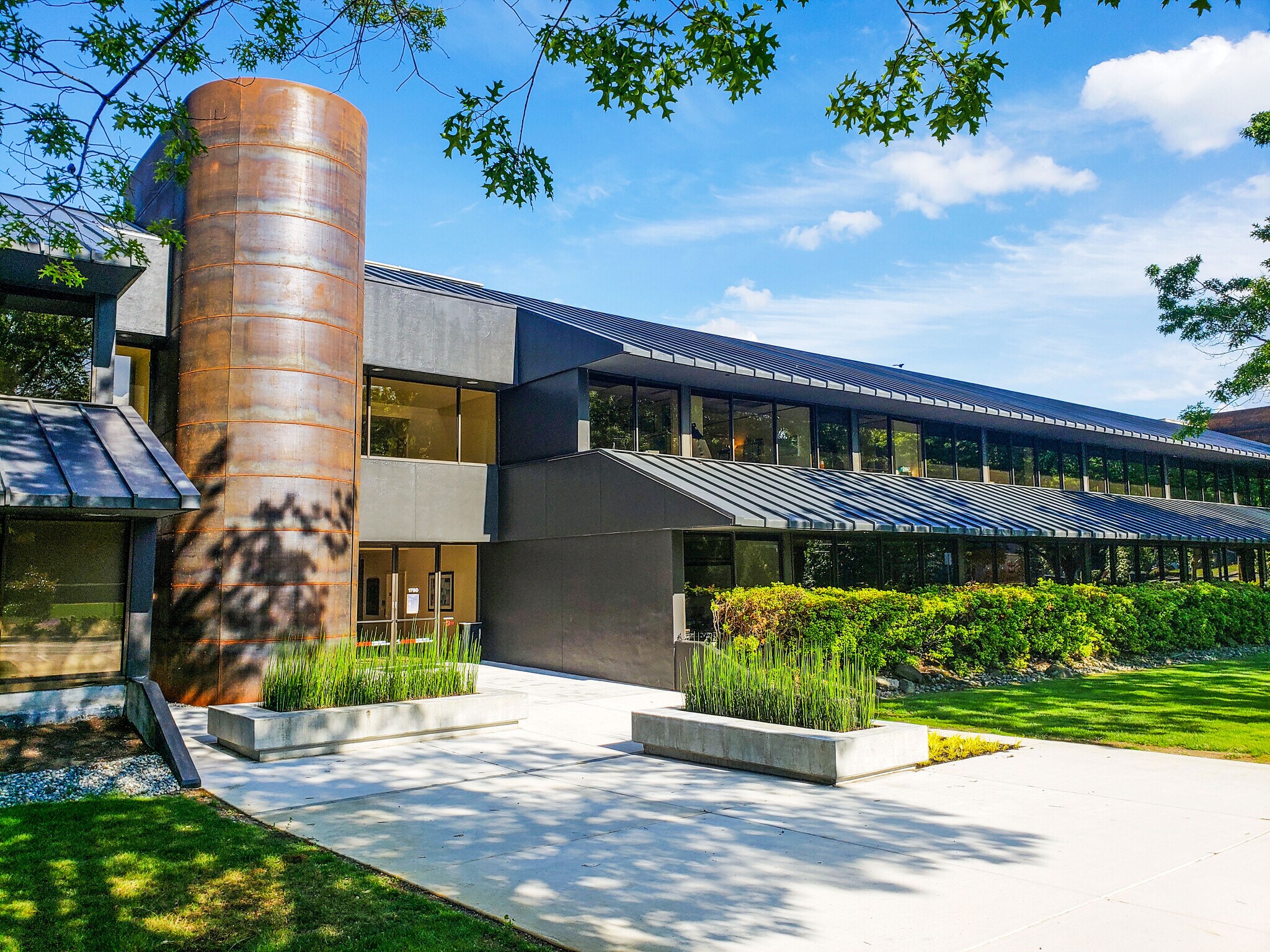 1750 112th Ave NE, Bellevue, WA à louer Photo principale– Image 1 sur 15