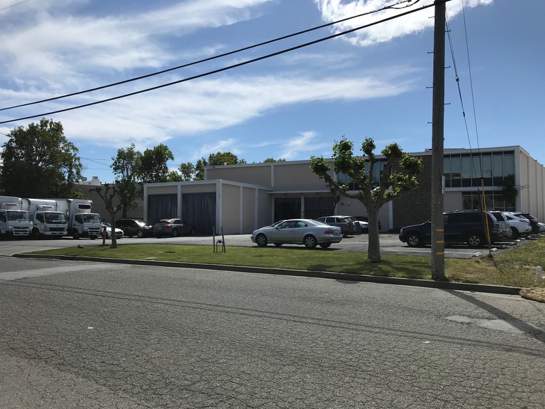 258 Littlefield Ave, South San Francisco, CA à louer - Photo de l’immeuble – Image 3 sur 3