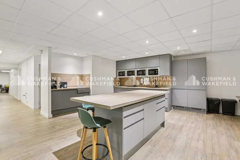 32 Bis Boulevard De Picpus, Paris à louer - Photo de l’immeuble – Image 2 sur 7