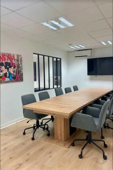 Bureau dans Pessac à louer - Photo de l’immeuble – Image 1 sur 9