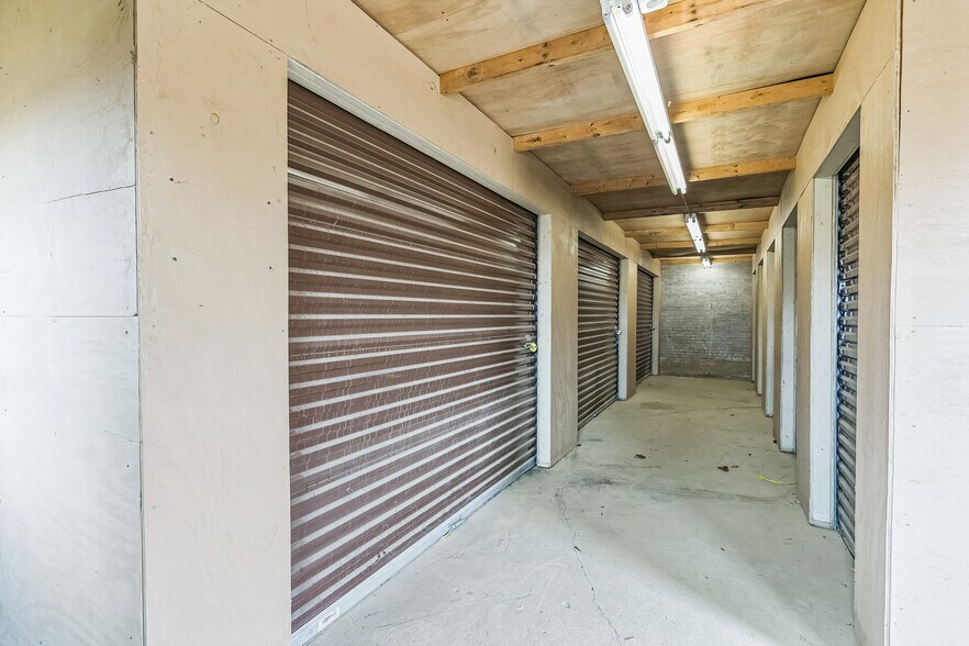 60 Mill St, Corinna, ME à vendre - Photo de l’immeuble – Image 3 sur 51