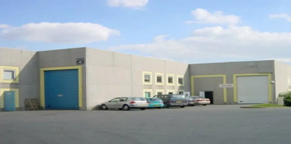 Industriel/Logistique dans Fretin à louer - Photo de l’immeuble – Image 1 sur 4