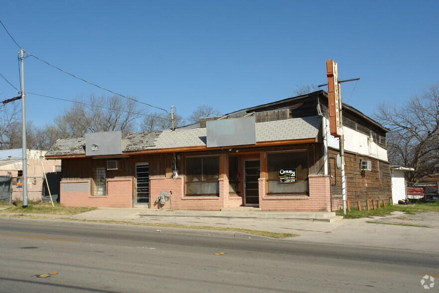 2941 E Houston St, San Antonio, TX à louer - Photo de l’immeuble – Image 2 sur 19