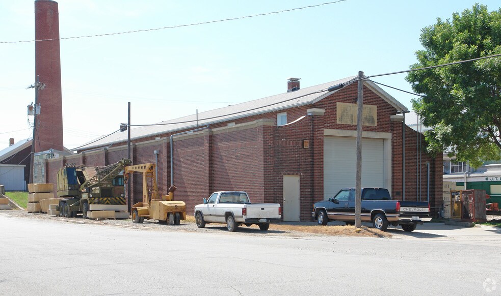 134 NW Van Buren St, Topeka, KS à vendre - Photo principale – Image 1 sur 3