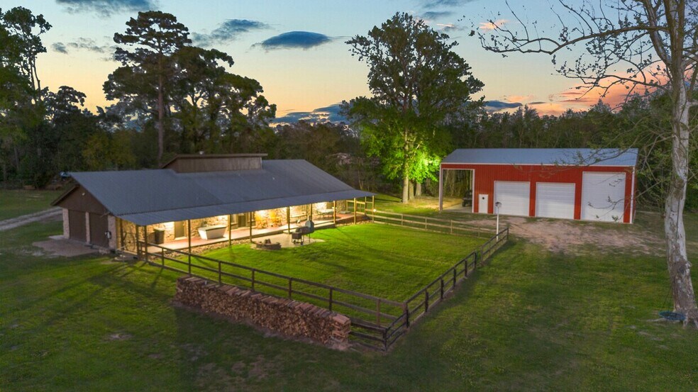 246 County Road 385, Cleveland, TX à vendre - Photo de l’immeuble – Image 3 sur 63