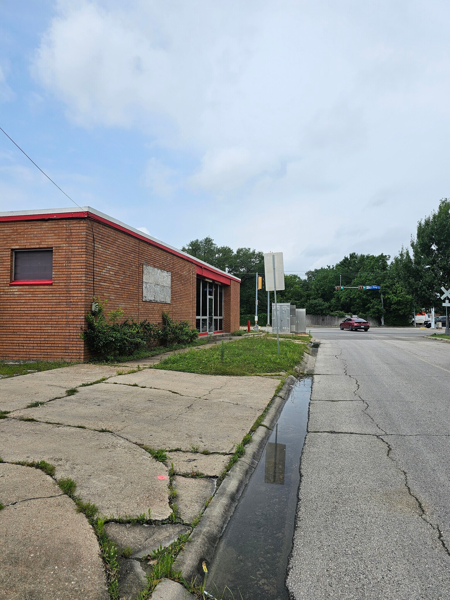 5115-5123 Martin Luther King Jr Blvd, Houston, TX à louer Photo de l’immeuble– Image 1 sur 5